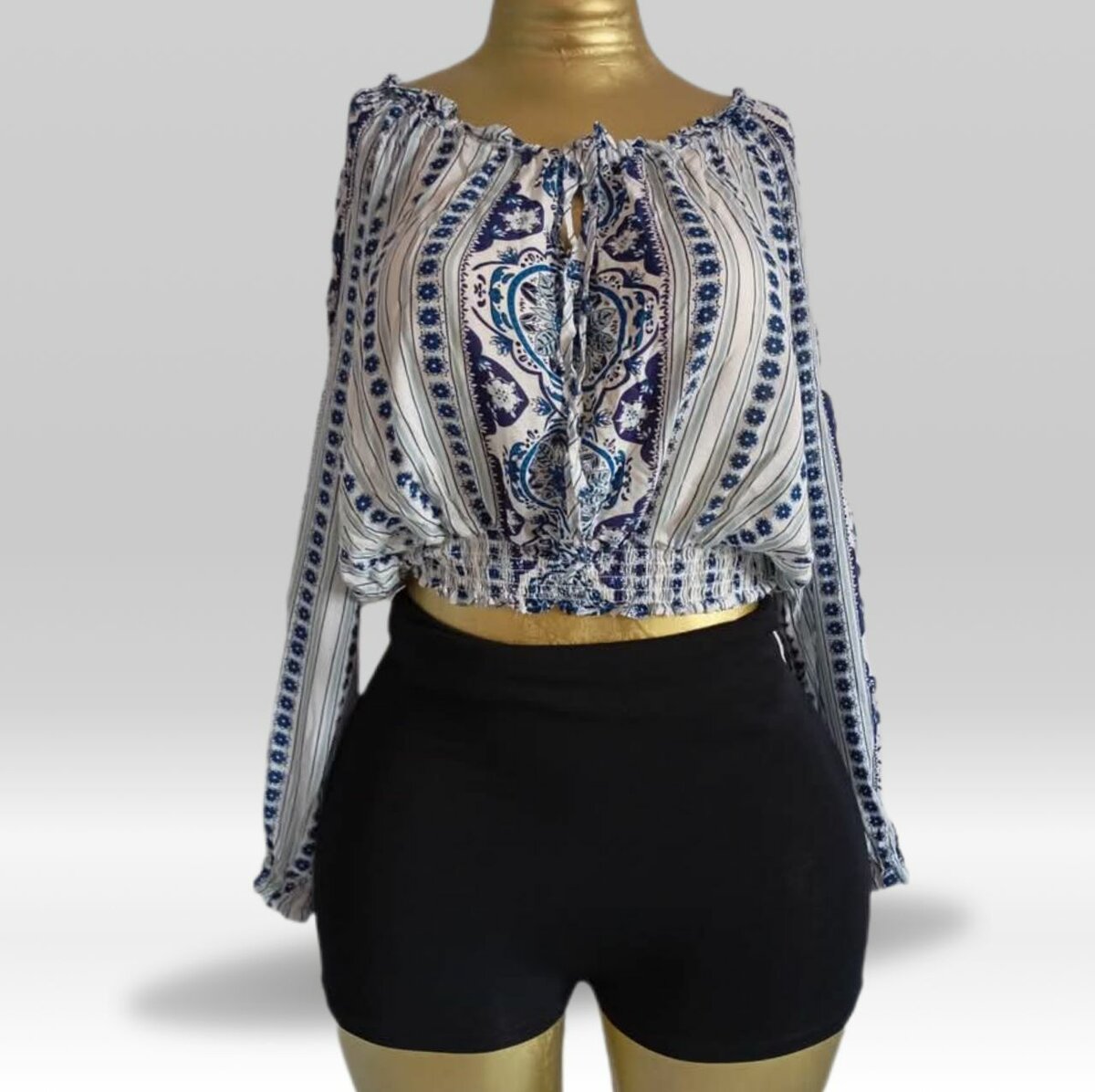 Blouse élégante à motifs