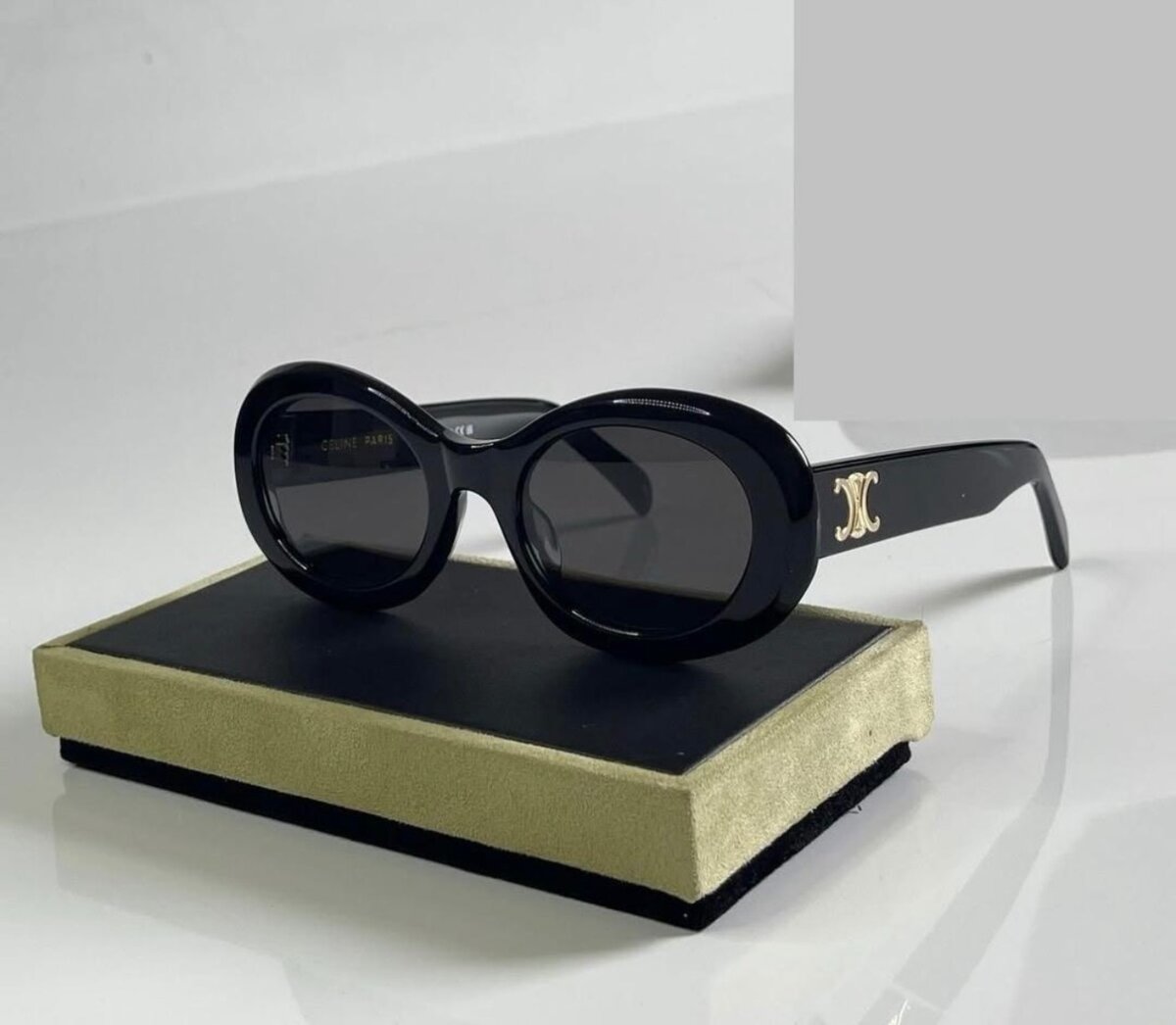 Lunettes de soleil élégantes