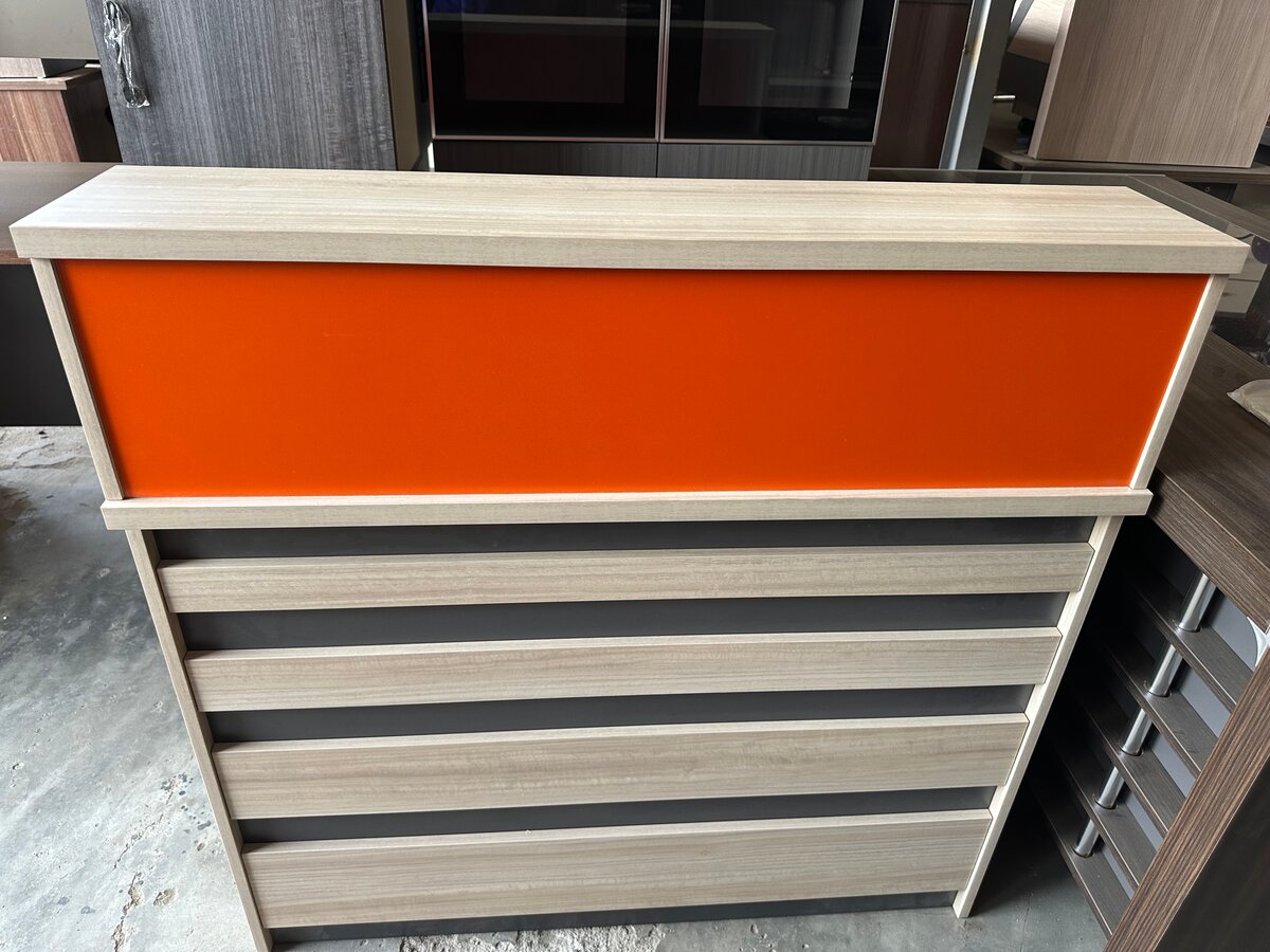 Comptoir daccueil importé