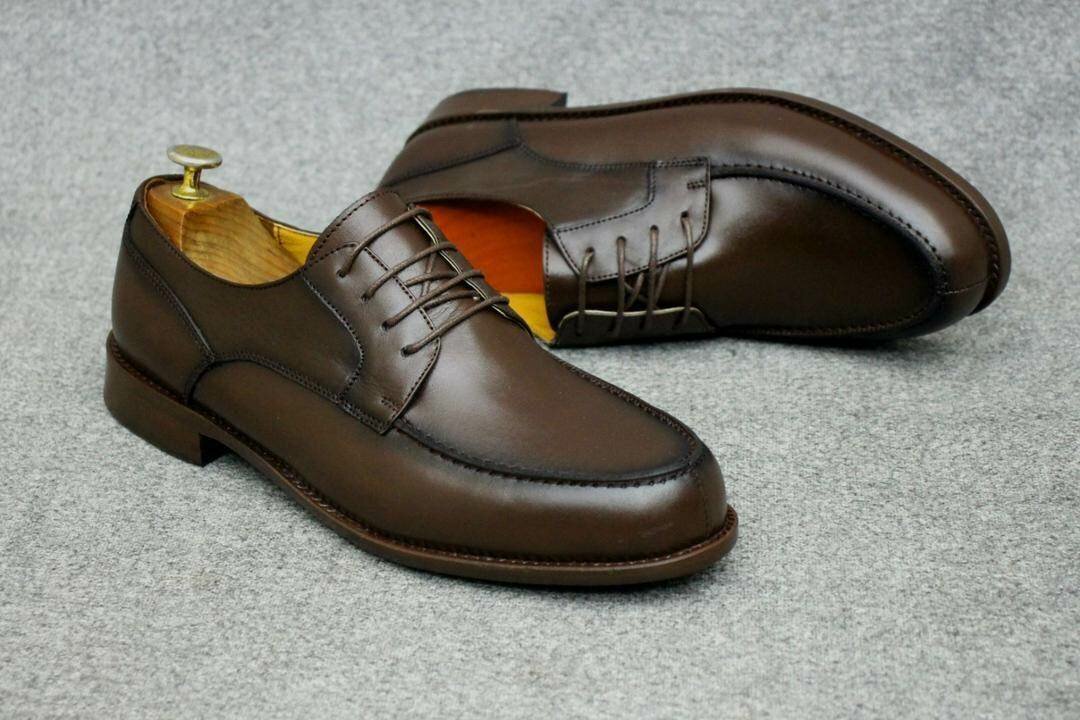 Chaussures habillées élégantes