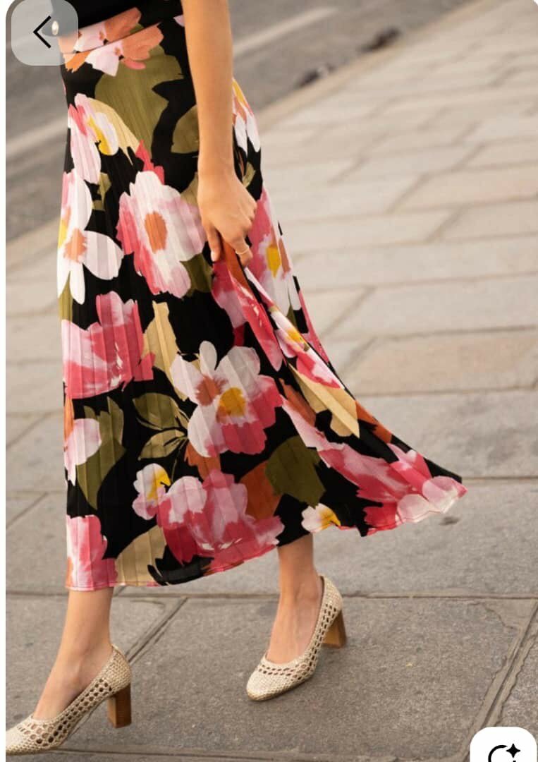 Jupe Florale Plissée Élegante