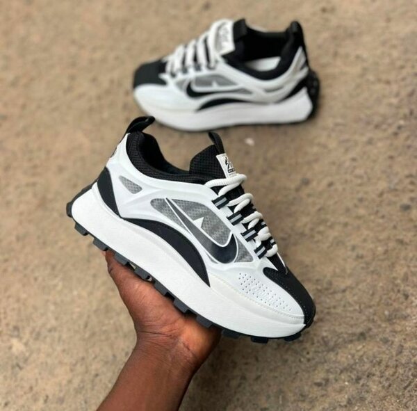 Baskets running Nike modernes