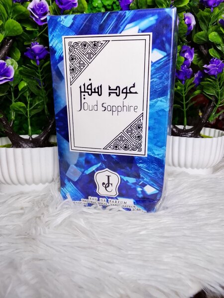 Parfum Oud Sapphire Élegant