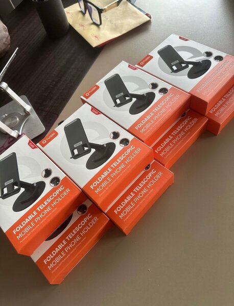 Supports de téléphones pour table et bureau très très pratiq