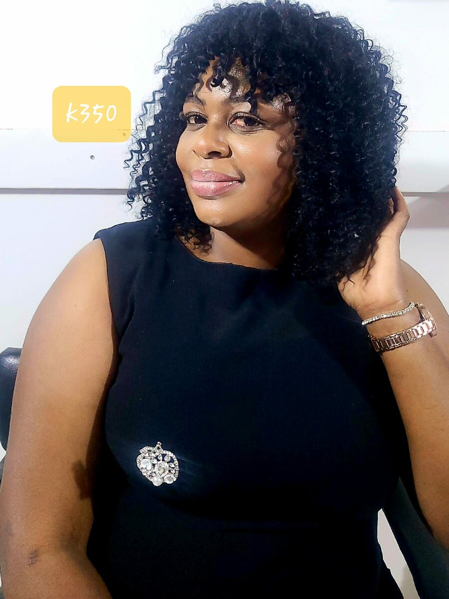 Wig dark short curls