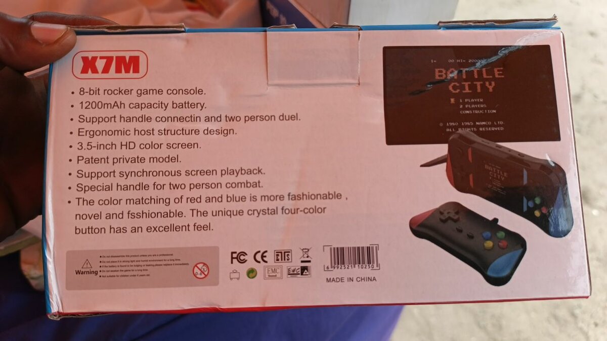 Console de jeu rétro X7M