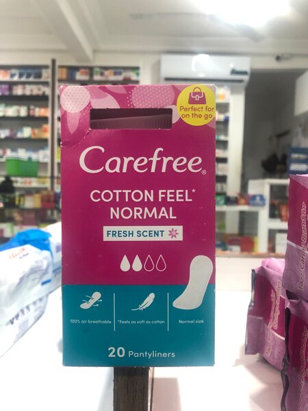 CAREFREE PANTY LINERS