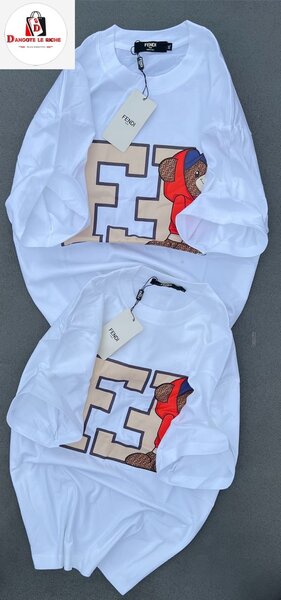 T-shirt blanc imprimé ludique