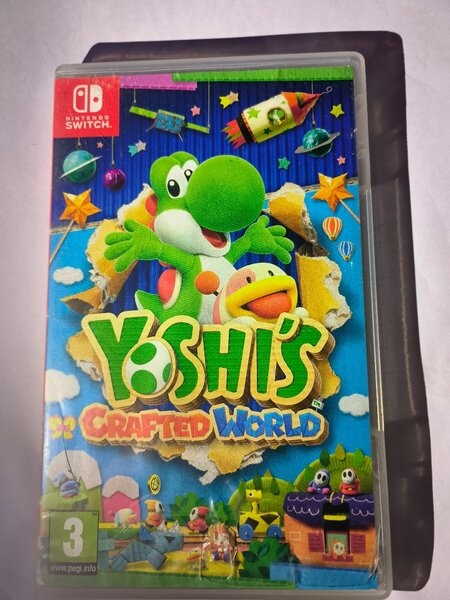 Nintendo Switch Yoshi