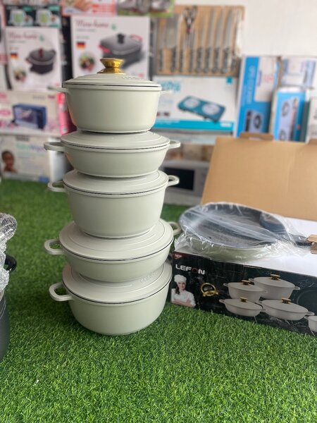 Lefon cookware