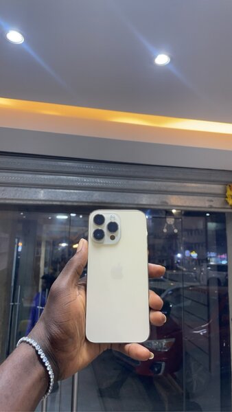 iPhone 14pro max 