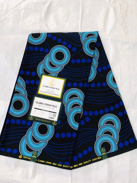 Perfect chitenge plug