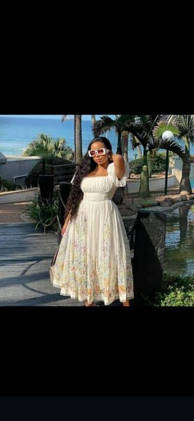 Robe élégante en dentelle