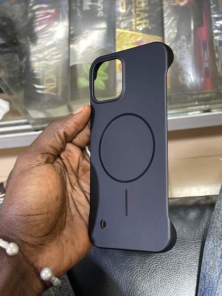 Coque MagSafe pour iPhone