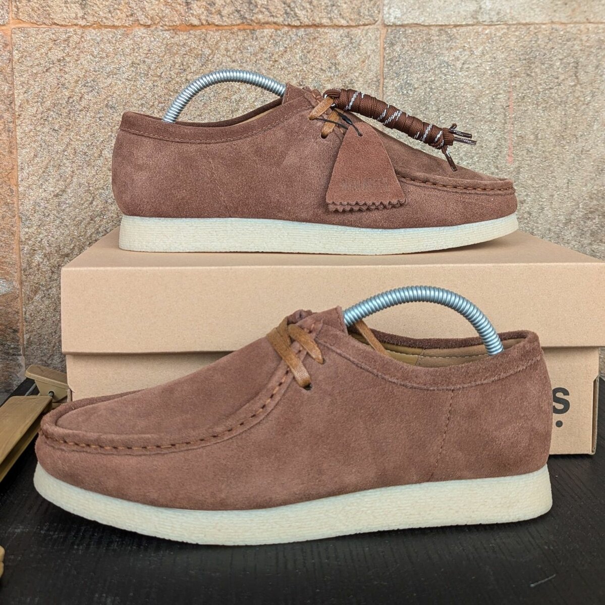 CLARKS WALLABIES (ORIGINALS)