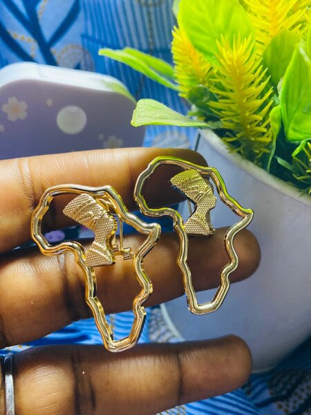 BOUCLES D'OREILLE ETHNIQUE