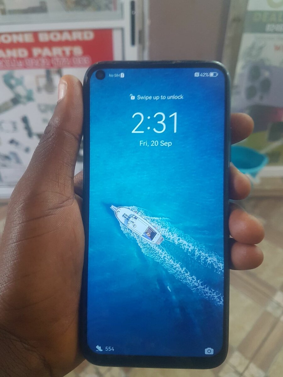 Slightly used Huawei nova 7i 128gb/8gb ram