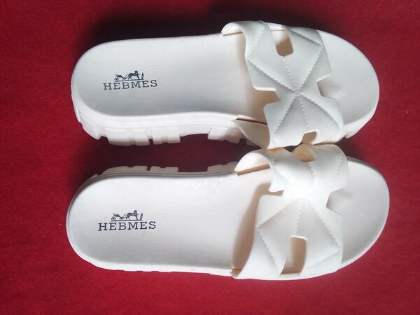 Sandales confortables HEBMES