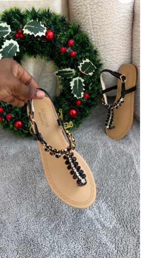 Andarina Black Thong Sandals
