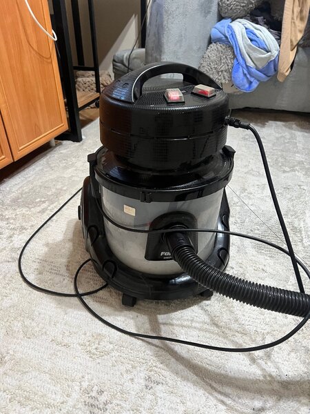 Пылесос моющий универсальный