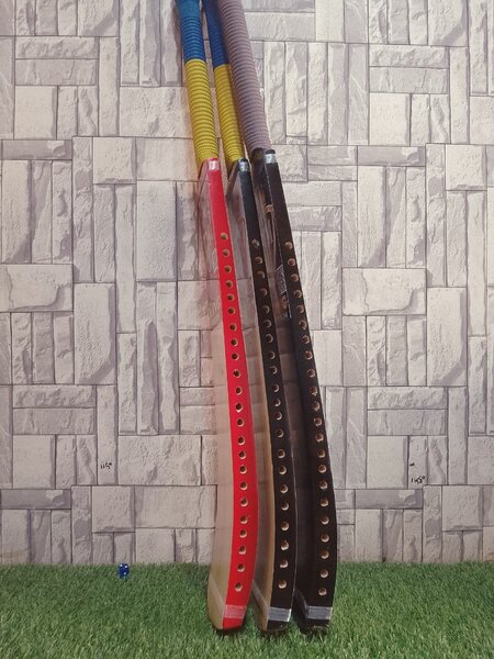 TM cricket Bat