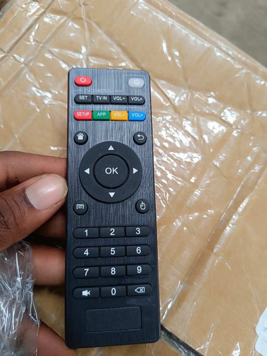 Box Androïde télécommande universelle