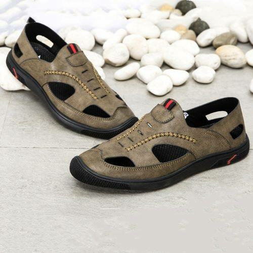 Casual shoes available for sale