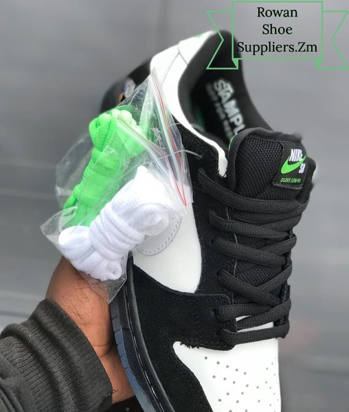 NIKE SB DUNK LOW CUT Sneakers  size 6-10