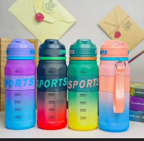 Gourdes de sport colorées