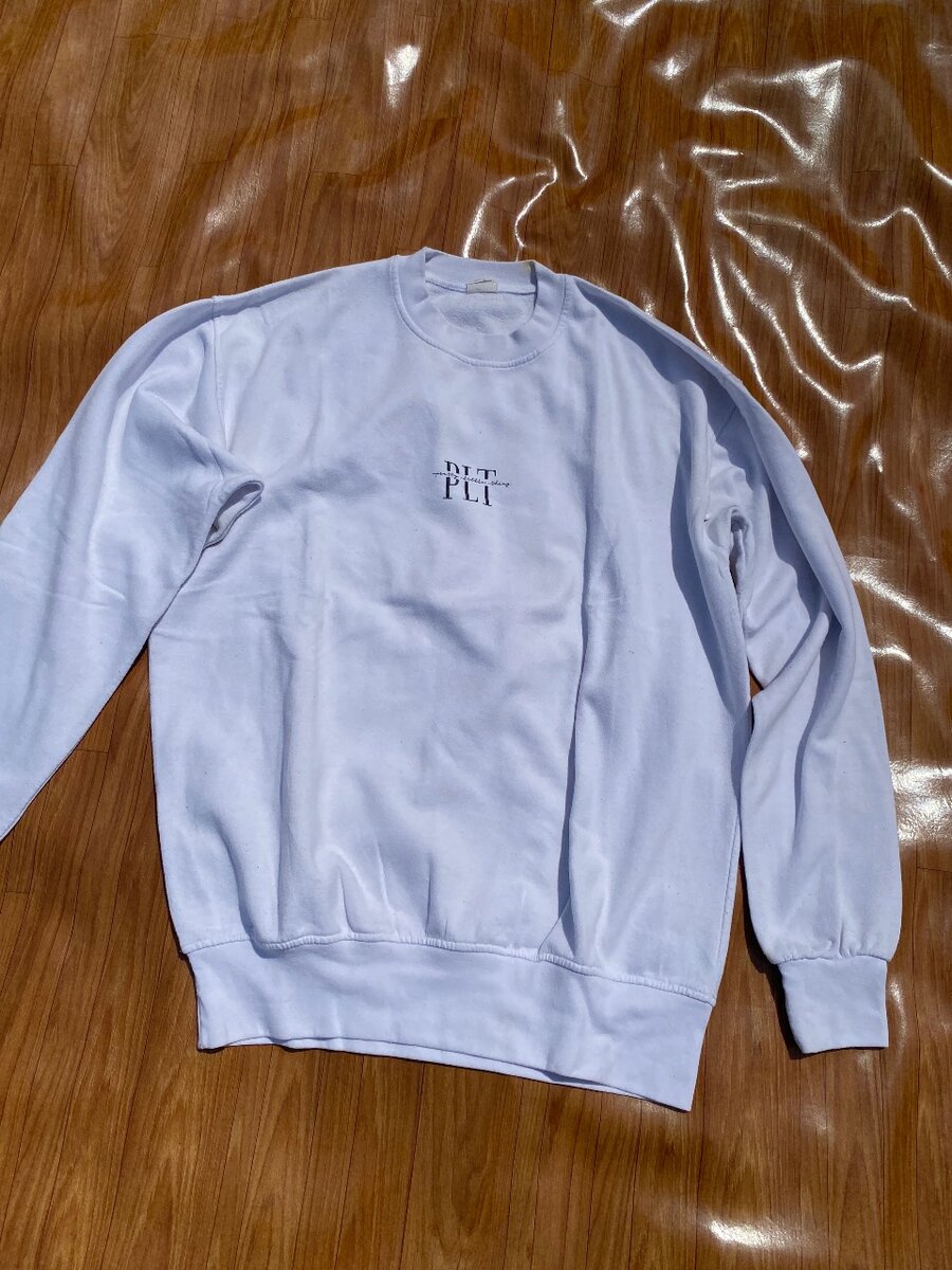 White sweatshirt unisex