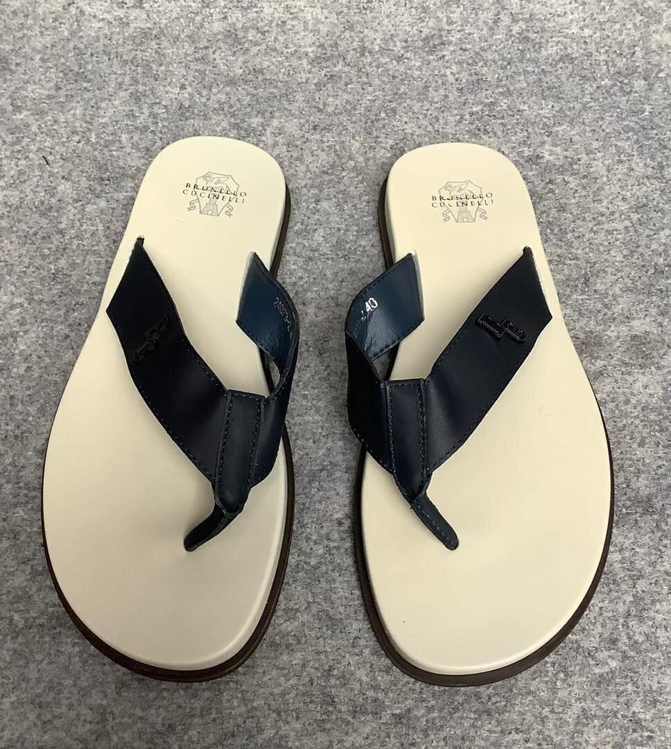 Tongs élégants pour hommes