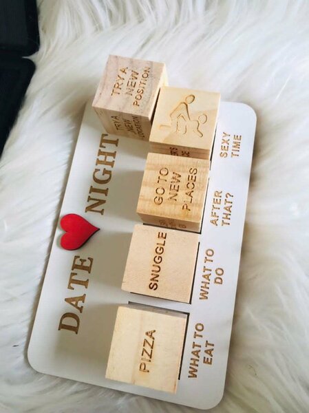 Date night dices dark edition