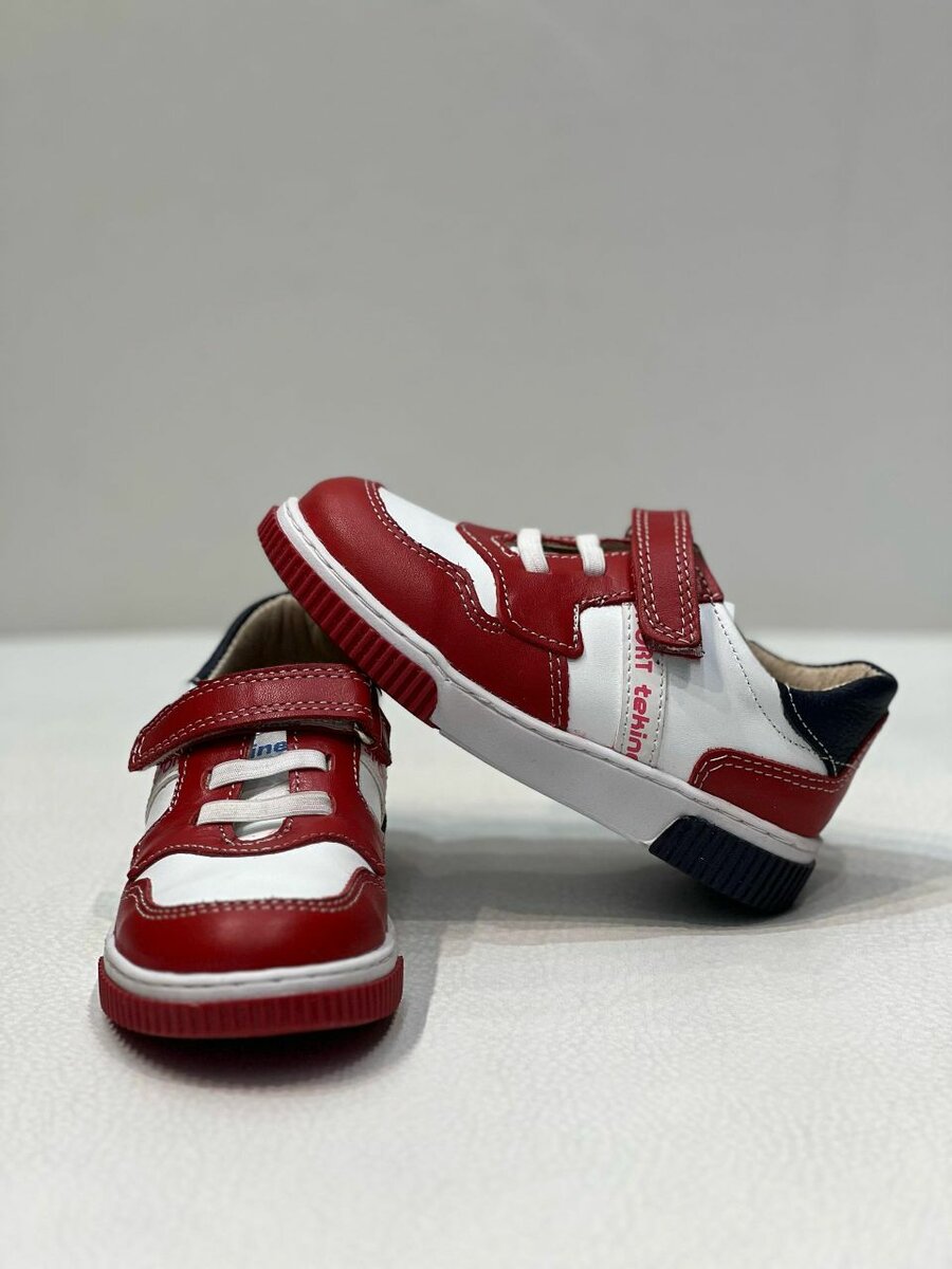 спортивная обувь