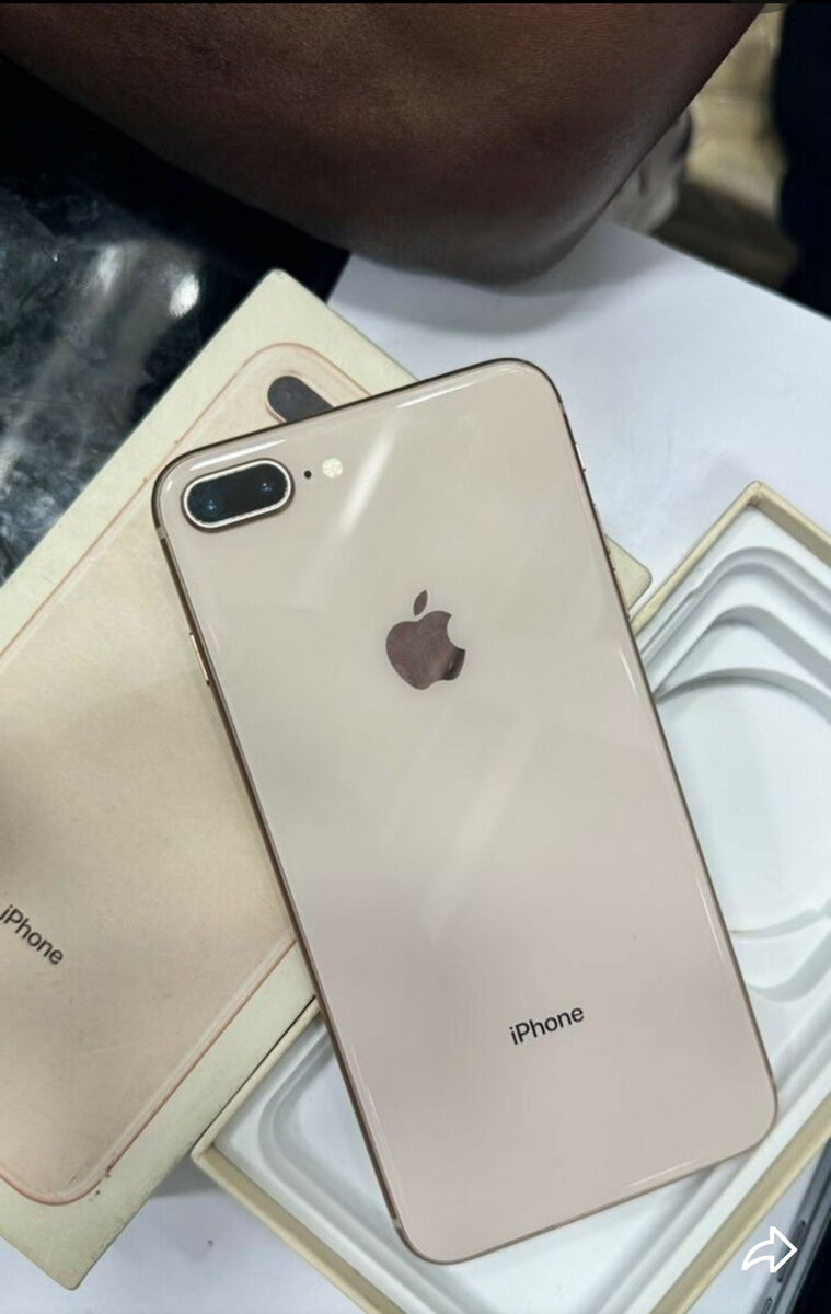 iPhone 8 Plus Or - Neuf