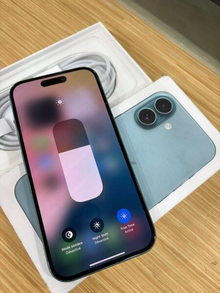 iphone 16 128giga état super