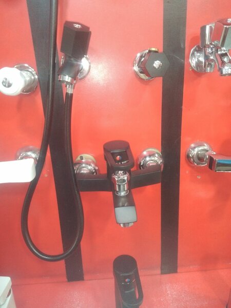 Wall Shawer Set