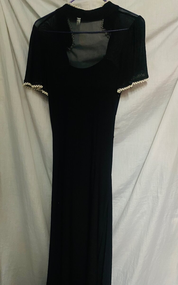 Robe élégante noire longue