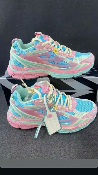 Sneakers tendance colorés