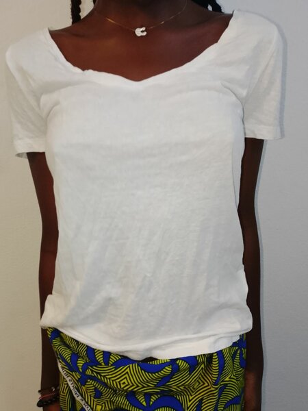 T-shirt blanc col en V femme