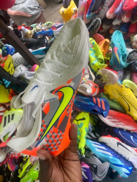 Chaussures de football innovantes