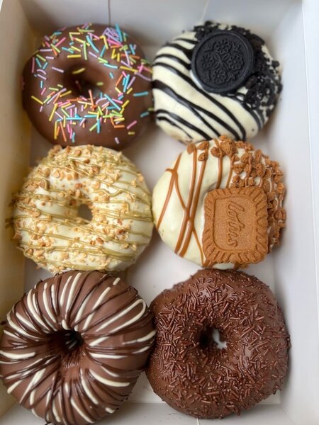 Donuts variés luxueux