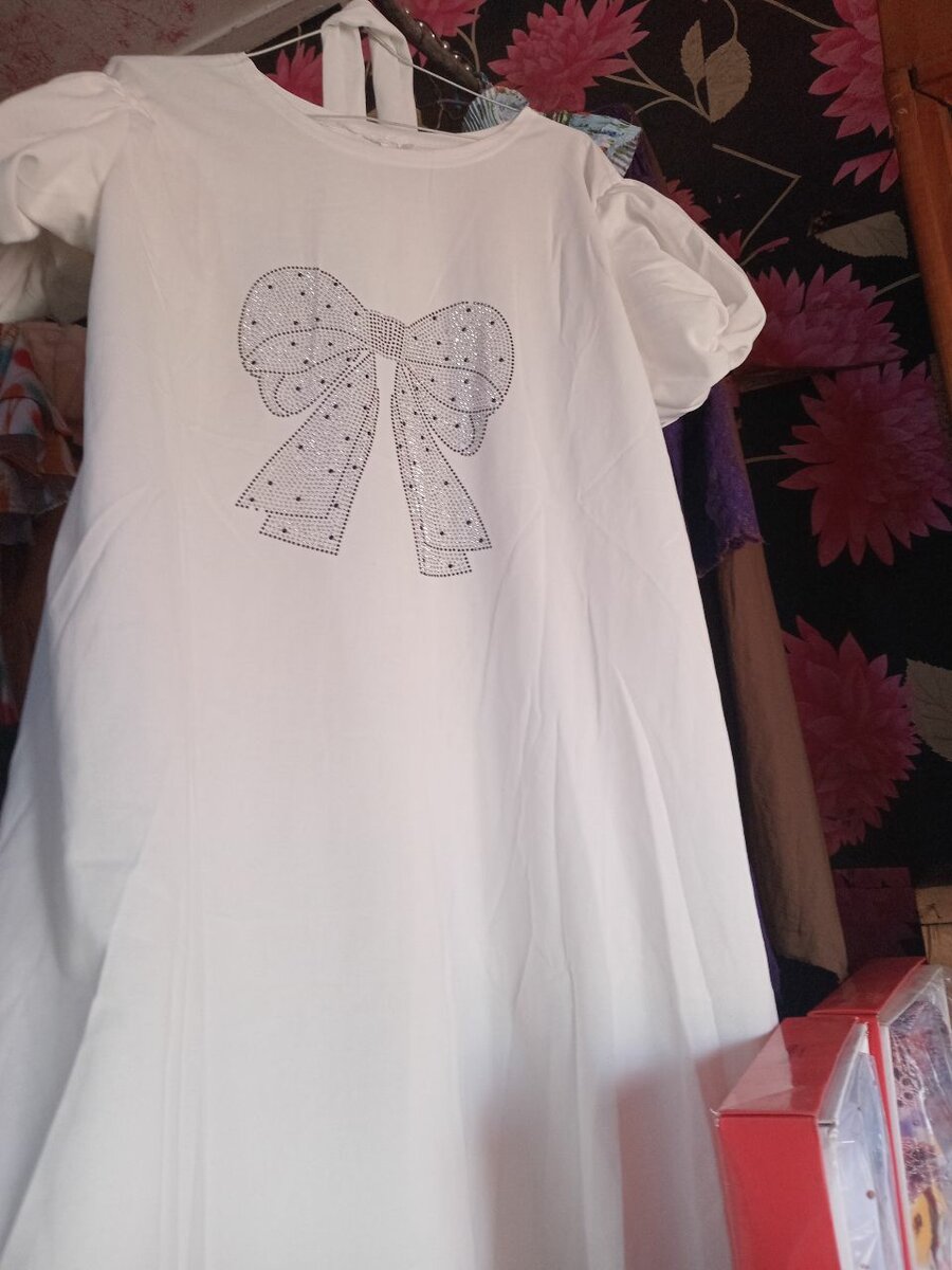 Dela boutique dresses