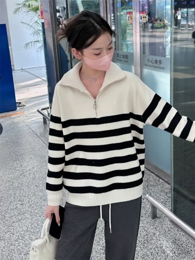 Свитер полу замок в полоску