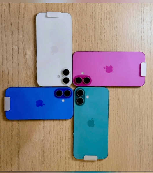 iPhone 16 plus physical Sim