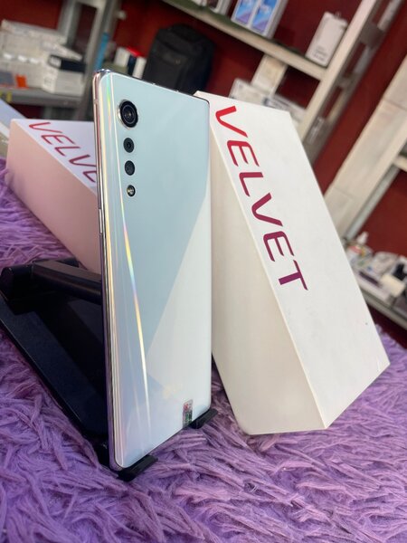 LG velvet 256 gb