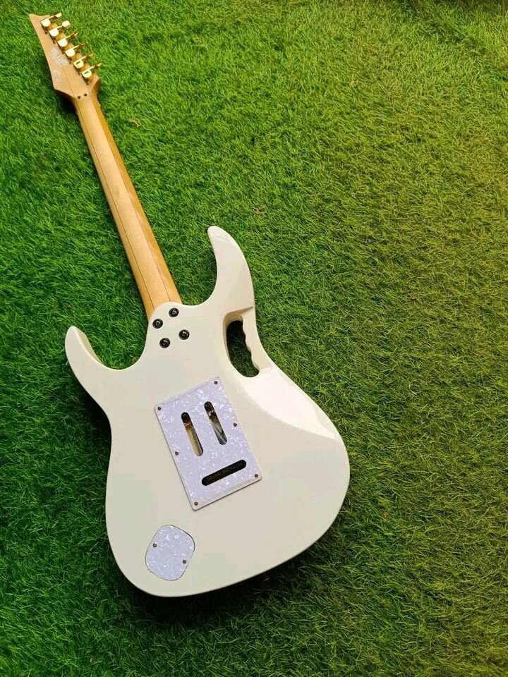 Guitare Électrique Moderne