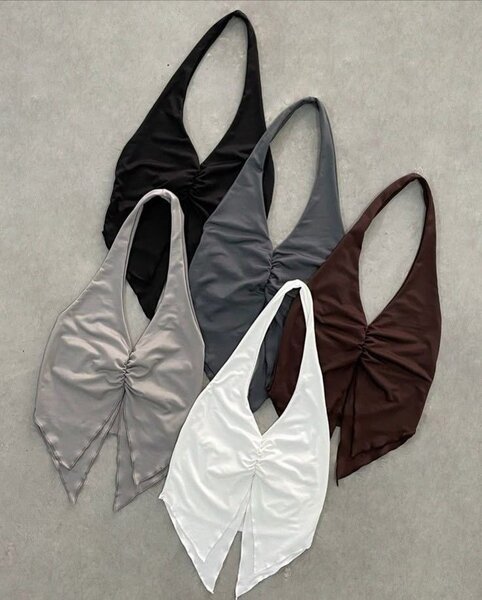 Top sans manches en V satin