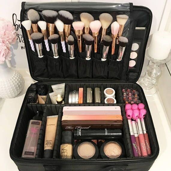 Trousse de Maquillage Organisée