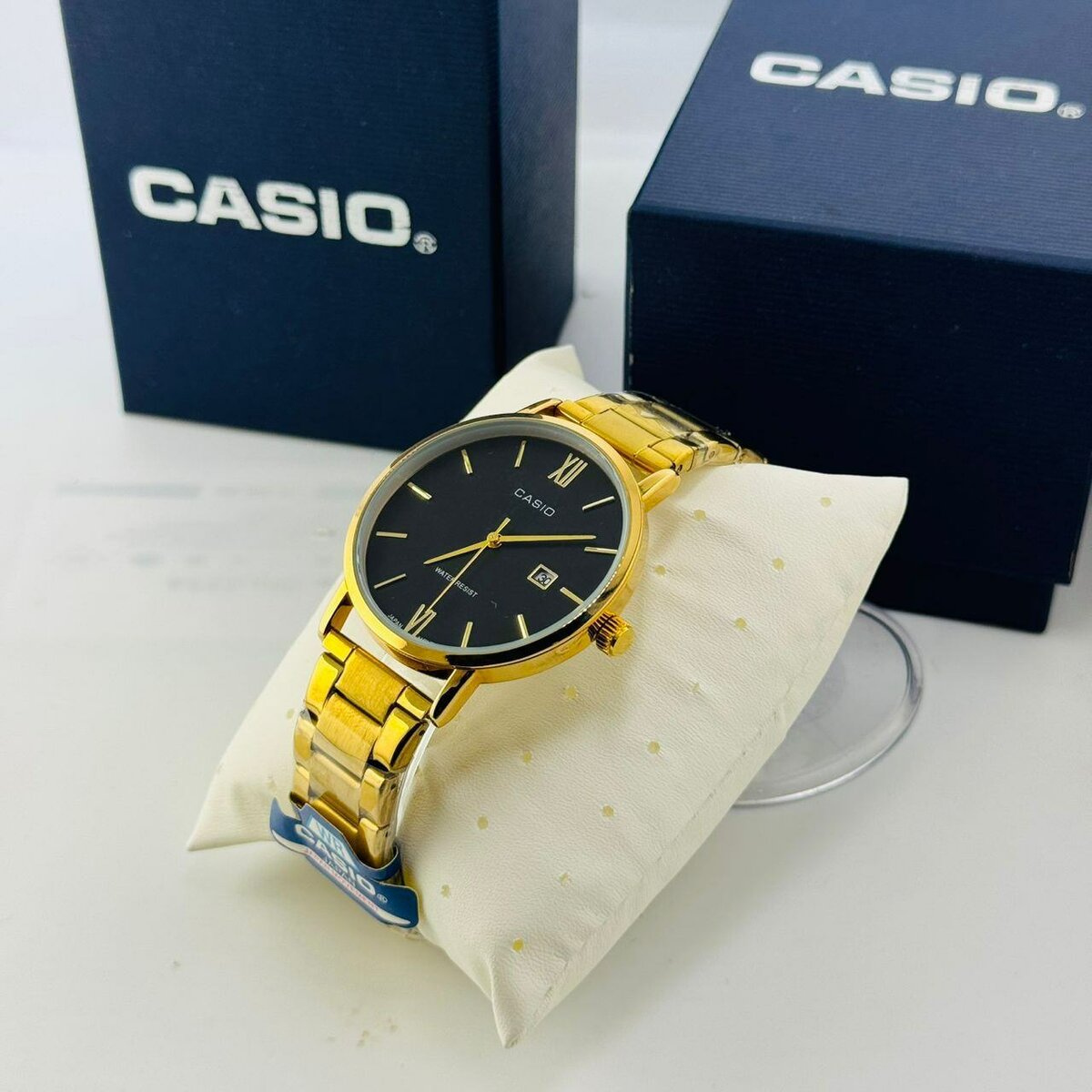 Montre Casio Dorée Élégante