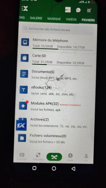 Infinix hot 8 32giga 2giga de ram,rien a signalé juste pour